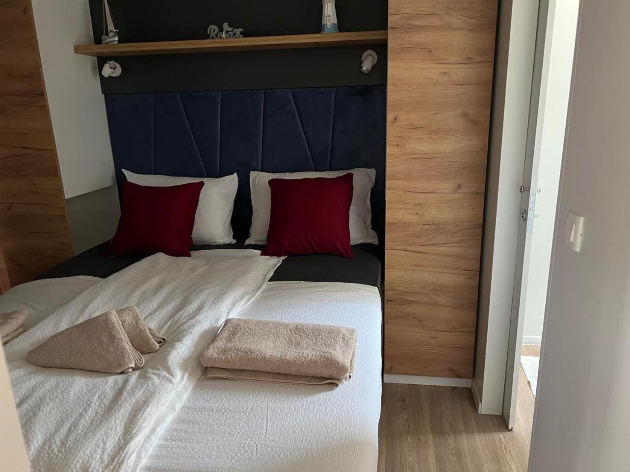 Mobile Homes Sea Princess Biograd Na Moru Zewnętrze zdjęcie